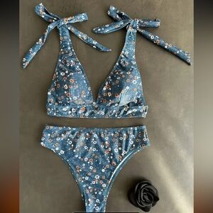 Floral bikini